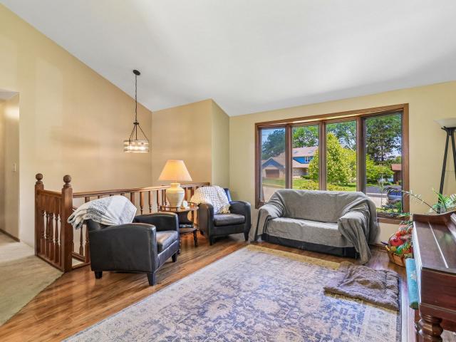House for sale in Lindenhurst, Illinois