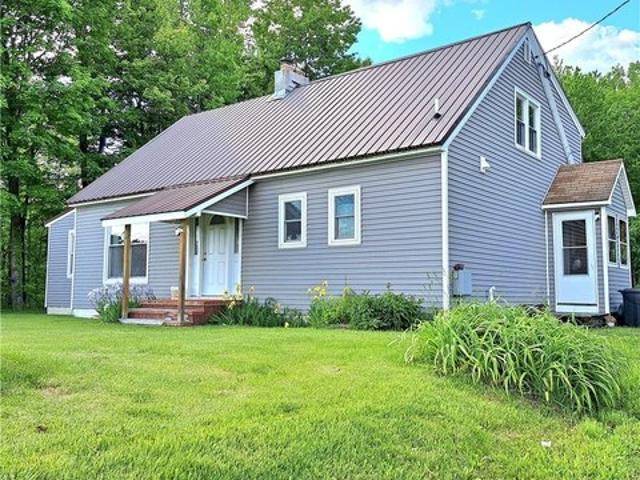 House for sale in Oneida, New York