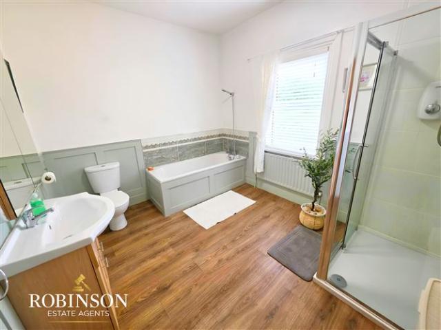 Detached House for sale in Falcarragh, Ulster