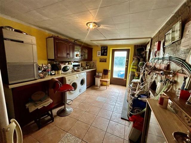Terraced House for sale in Leitrim, Connacht