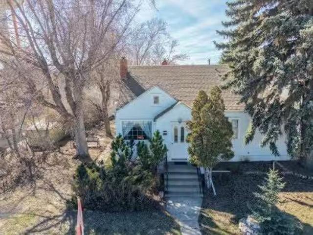 House for sale in Drumheller, Alberta