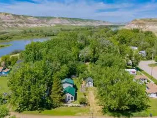 House for sale in East Coulee, Alberta
