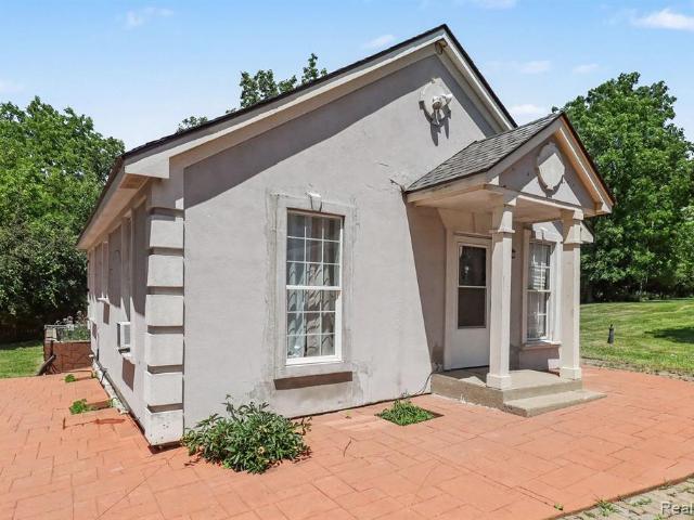 House for sale in Auburn Hills, Michigan