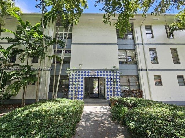 Condo for sale in Coral Gables, Florida