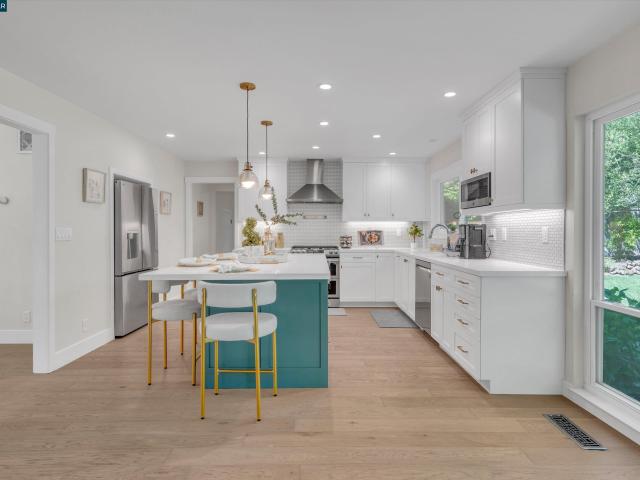 House for sale in Martinez, California