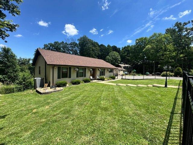 House for sale in Mount Hope, West Virginia
