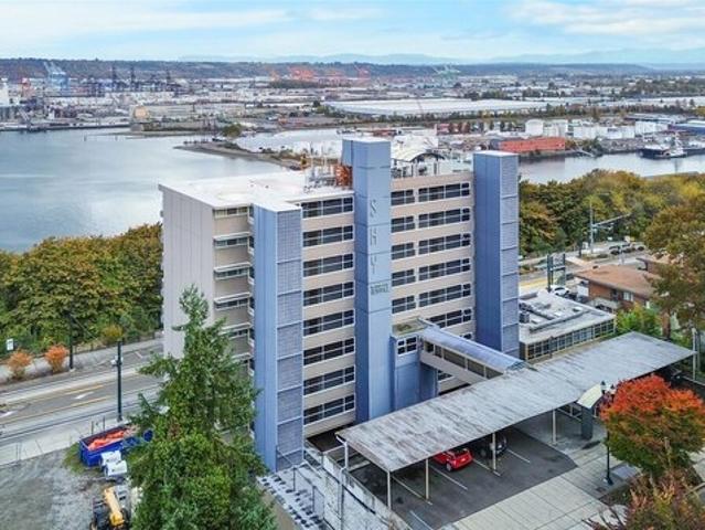 Condo for sale in Tacoma, Washington