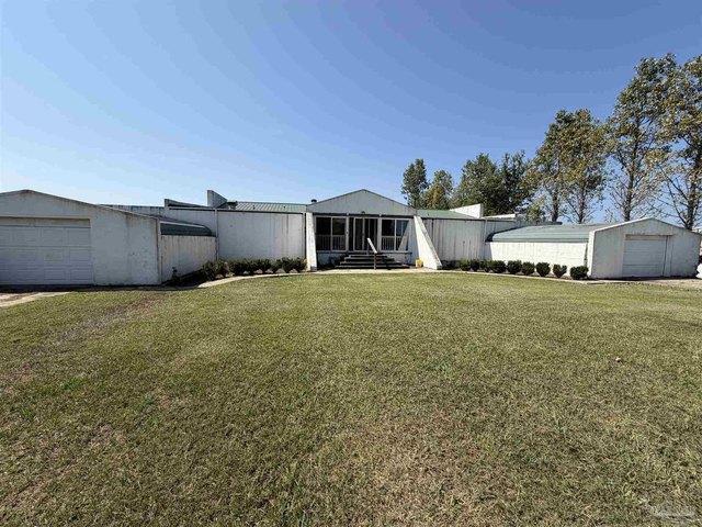 House for sale in Atmore, Alabama