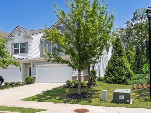 Townhouse for sale in Canton