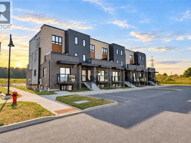 Townhouse for rent in Doon South, Kitchener