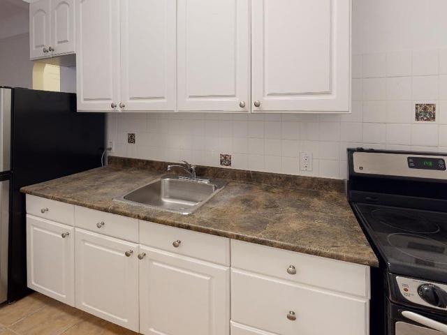 Apartment for rent in Mulhurst Bay, Ontario