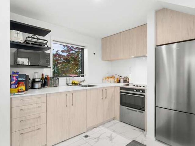 Townhouse for sale in Heathcote, Canterbury