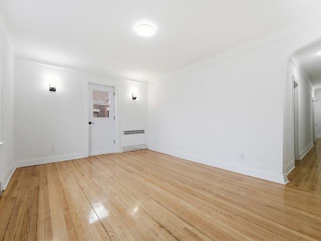Apartment for rent in Somerset, Ottawa