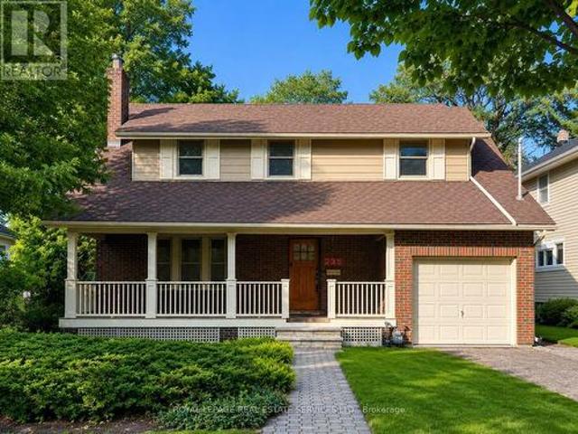 House for sale in Oakville, Ontario