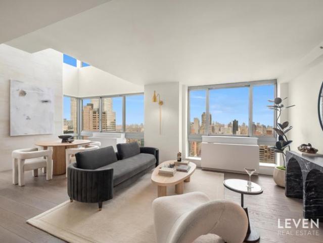 Condo for sale in Arverne, New York