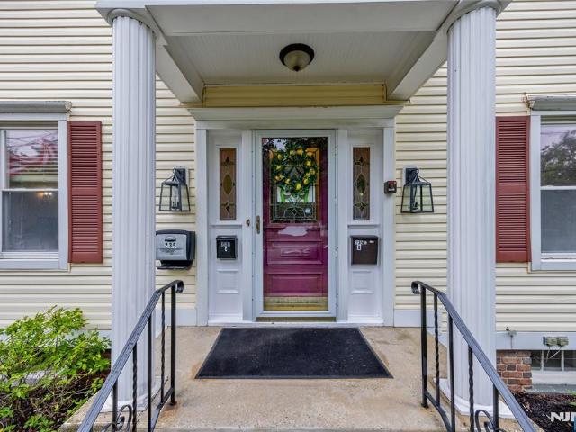 Property for rent in Wyckoff, Bergen County