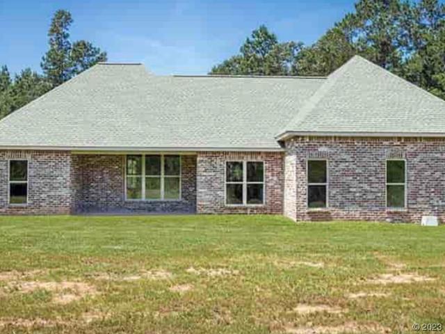 House for sale in De Leon Springs, Florida
