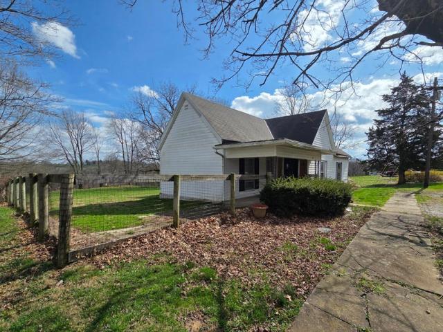 House for sale in Brooksville, Bracken County