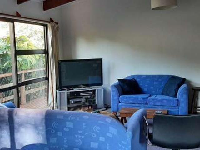 Property for rent in Avondale, Oroua County