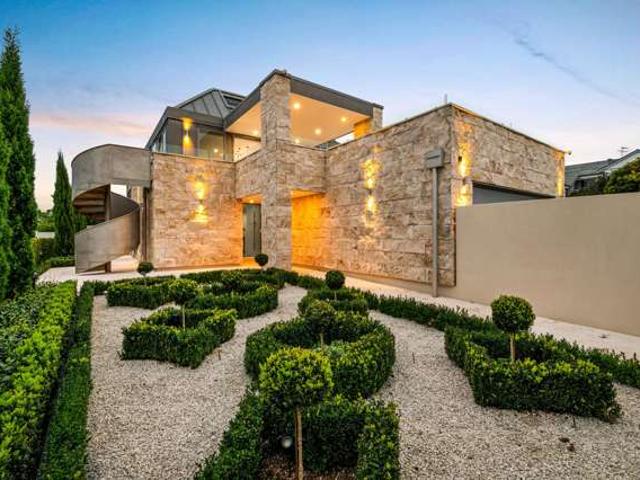 House for sale in Takapuna, Devonport-Takapuna