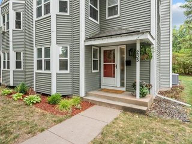 Townhouse for sale in North End, Ramsey
