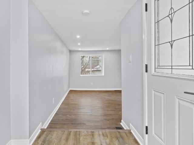 Apartment for rent in Mulhurst Bay, Ontario