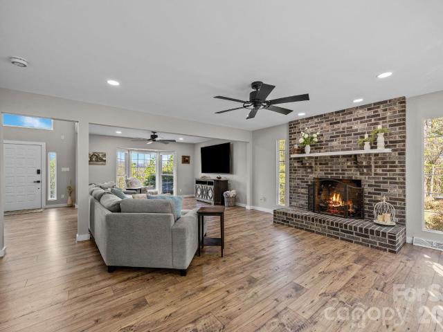 House for sale in Marshall, North Carolina