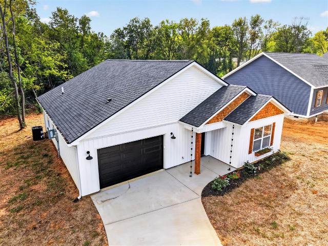 House for sale in Auburn, Logan County