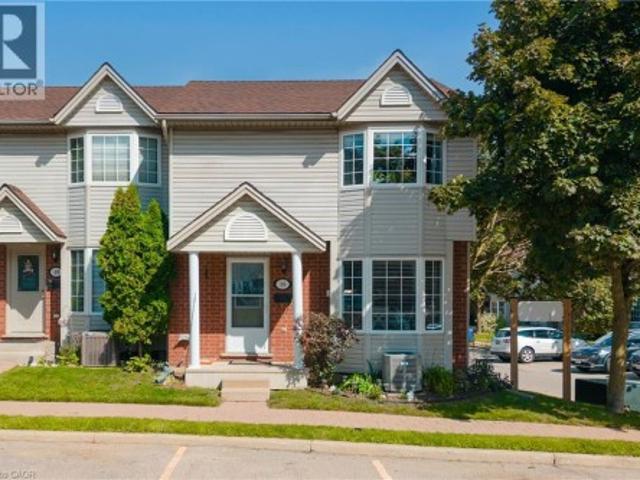 Townhouse for sale in Cambridge, Ontario