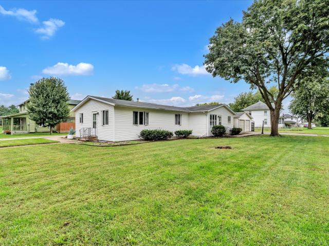 House for sale in Woodhull, Illinois