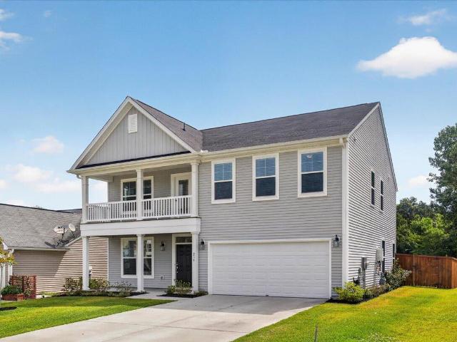 House for sale in Moncks Corner, South Carolina