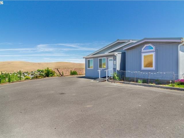 House for sale in Oregonia