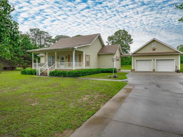 House for sale in Elloree, South Carolina
