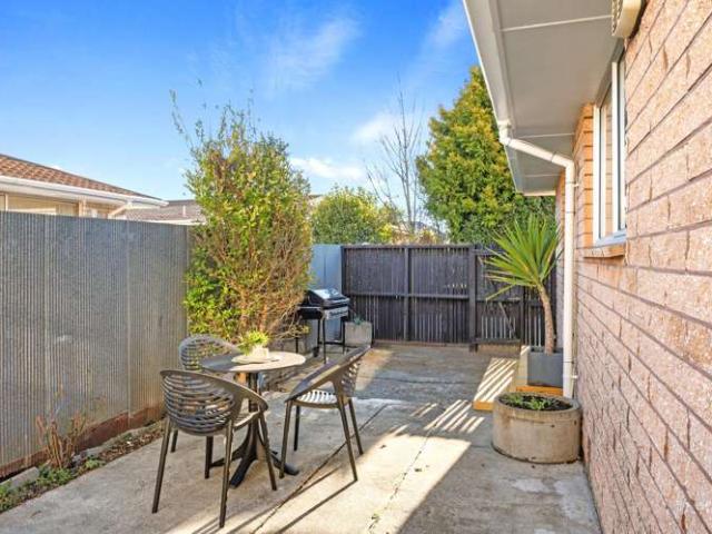 House for sale in Hillmorton, Canterbury