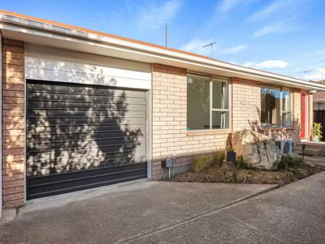 House for sale in Hillmorton, Canterbury