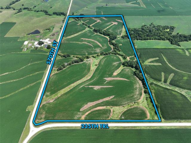 Land for sale in Chariton, Iowa