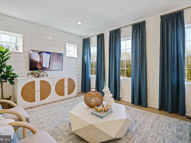 Townhouse for sale in California, Maryland