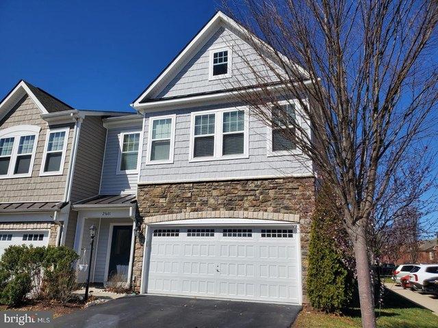 Townhouse for sale in Virginia