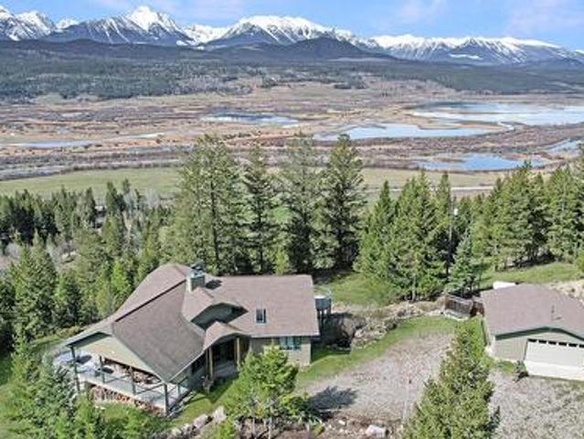 House for sale in Parson, British Columbia