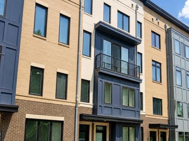 Condo for sale in Virginia