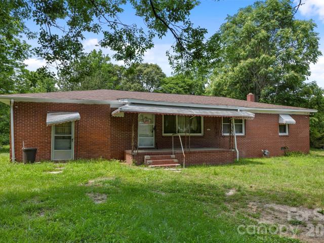 House for sale in Chester, South Carolina