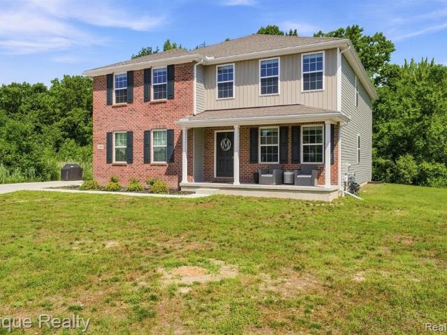 House for sale in Grand Blanc, Michigan