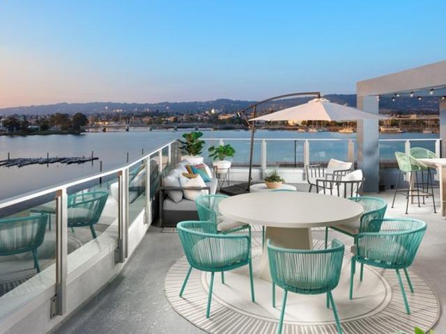 Condo for sale in Alameda, California