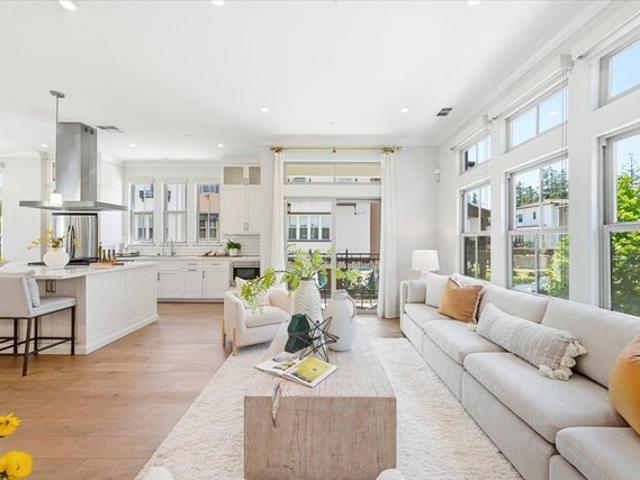 Townhouse for sale in Mountain View, California