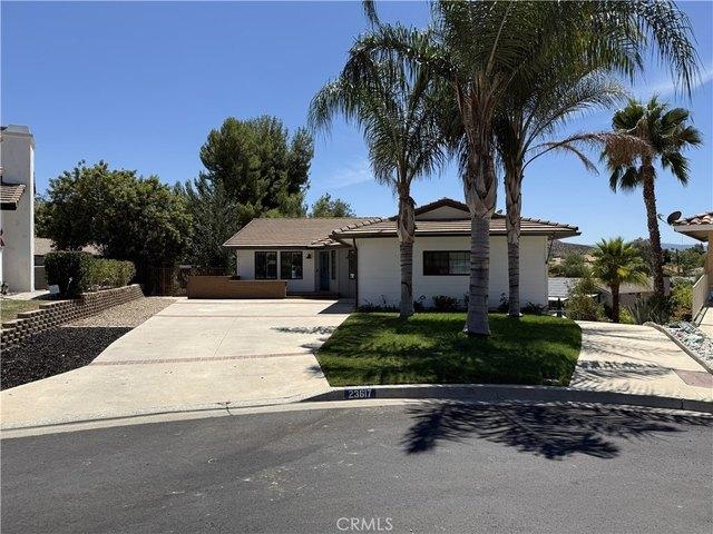 House for sale in Canyon Lake, California