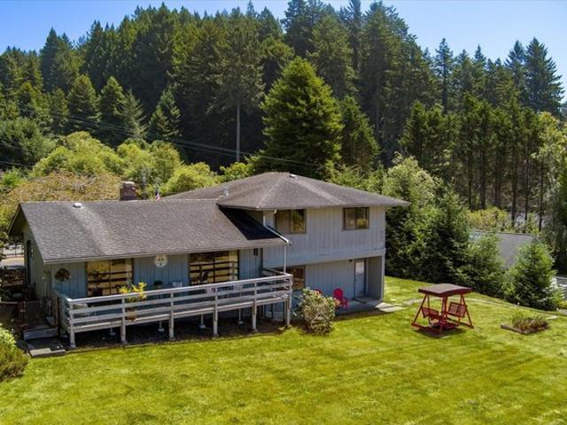House for sale in Humboldt, California