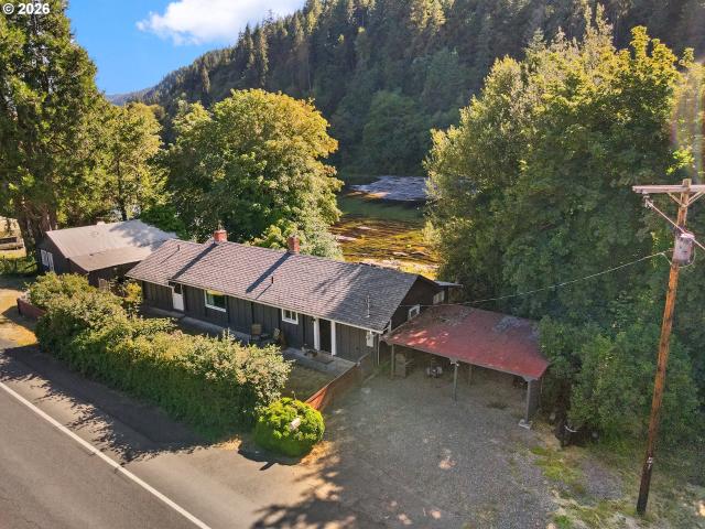 House for sale in Elkton, Douglas County