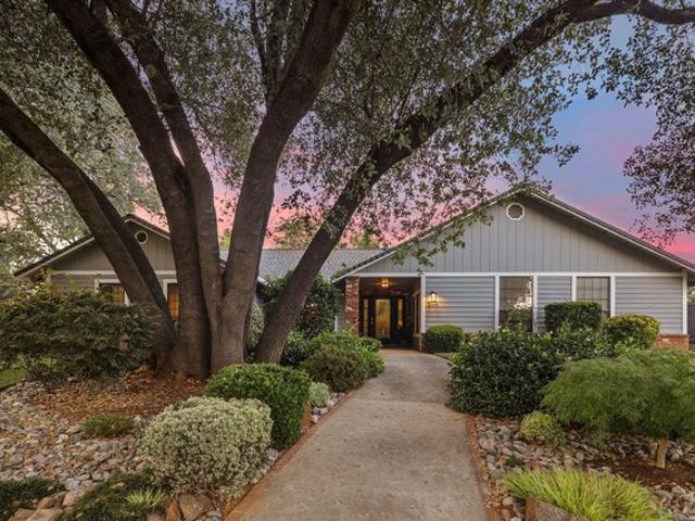 House for sale in Shasta, California
