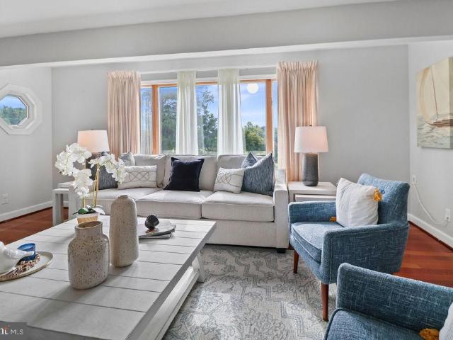 House for sale in Hollywood, Maryland