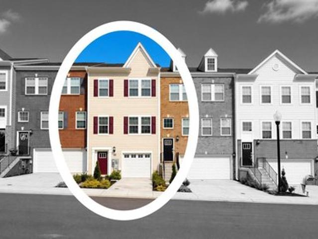 Townhouse for sale in California, Maryland